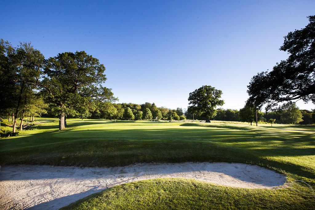 Soederasens Golf Lodge Risekatslosa Esterno foto
