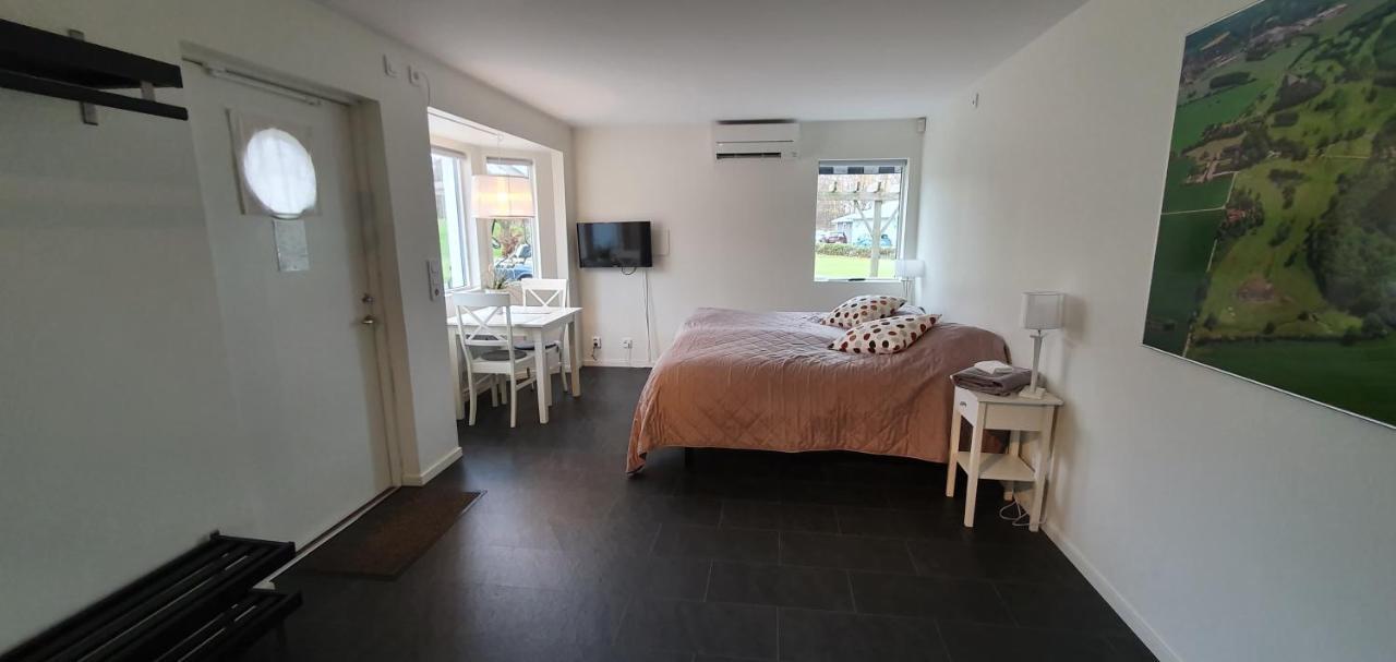 Soederasens Golf Lodge Risekatslosa Esterno foto